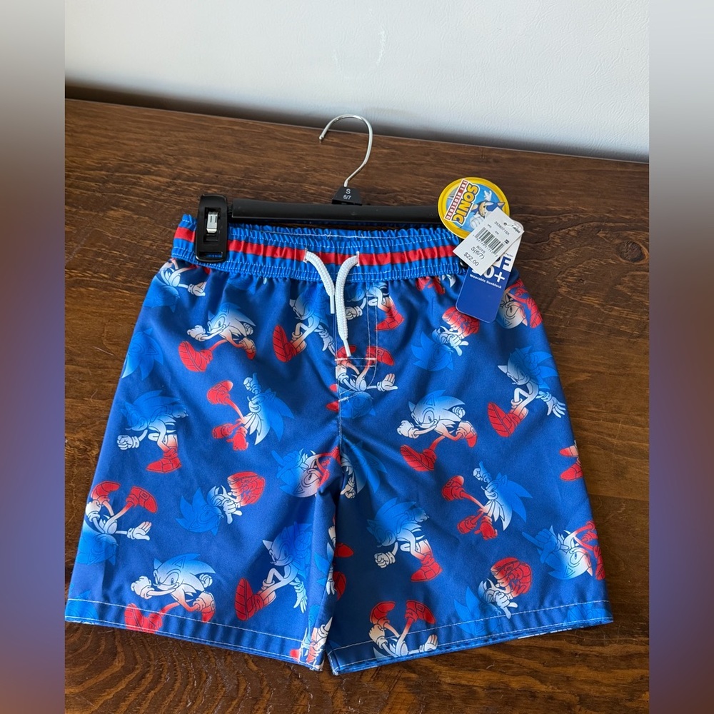 NWT Sonic the Hedgehog Swim Trunks Boys 6/7
